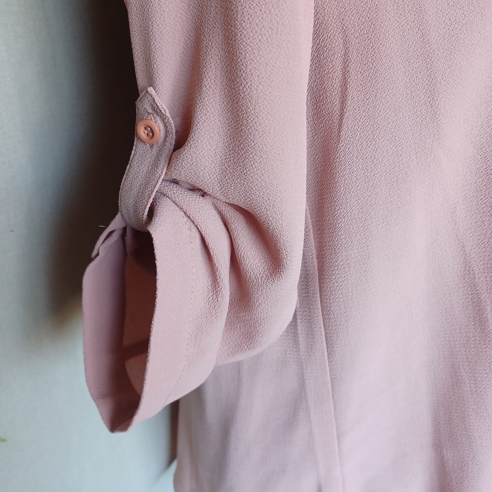 F21 V-Neck Women's Top - Picture 4 of 7